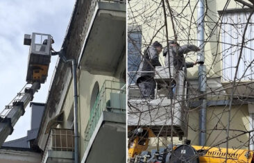 УК «Дипломат» выполнила ремонт водосточной трубы в доме №14 на пл. Ленина